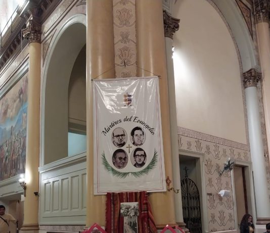 50° Aniversario de los Mártires Riojanos: están habilitadas las inscripciones digitales y la reserva de alojamiento Misa en honor a Mons. Angelelli