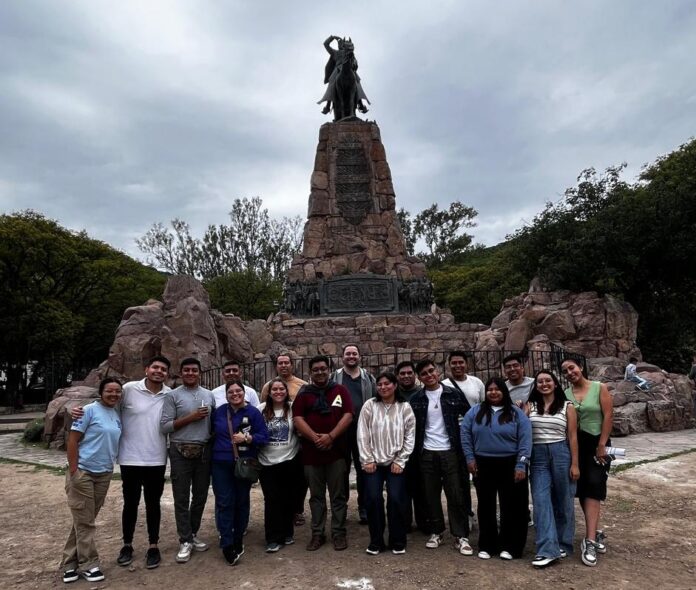 Imagen de WhatsApp 2025-11-24 a las 18.37.02_7210f2d9