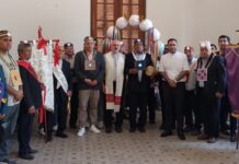 Los Allis le cantan al obispo