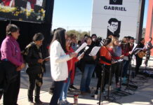 “Cada letra en el corazón es como un impacto de amor”: la música en las fiestas de los mártires