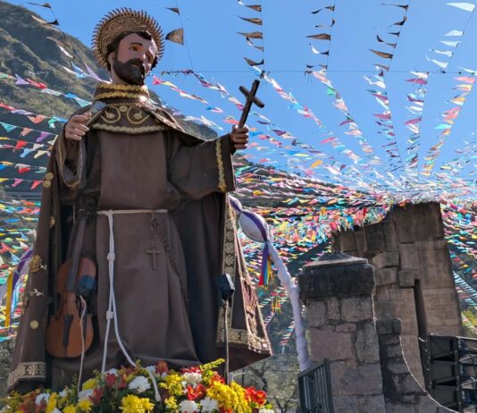 “Si algo te atormenta, dale lugar en tu corazón a Jesús”: Homilía de Monseñor Braida, en Las Padercitas por San Francisco Solano